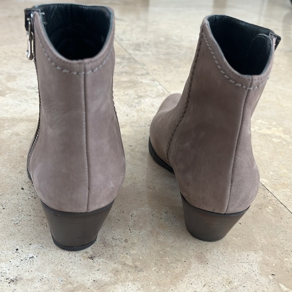 Stuart Weitzman booties in great condition - Picture 3 of 5
